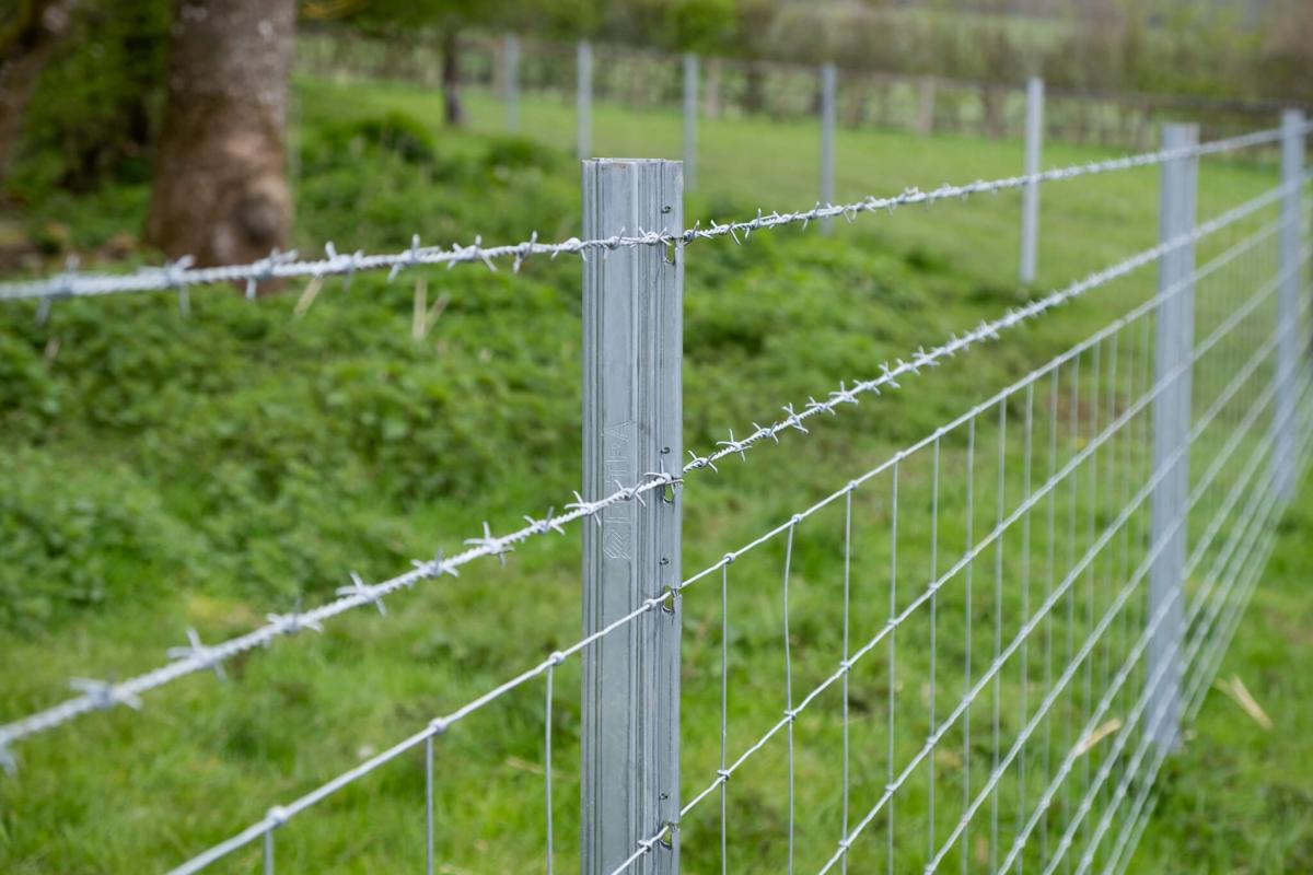 StowAg becomes first UK stockist of Fetra’s metal fencing systems